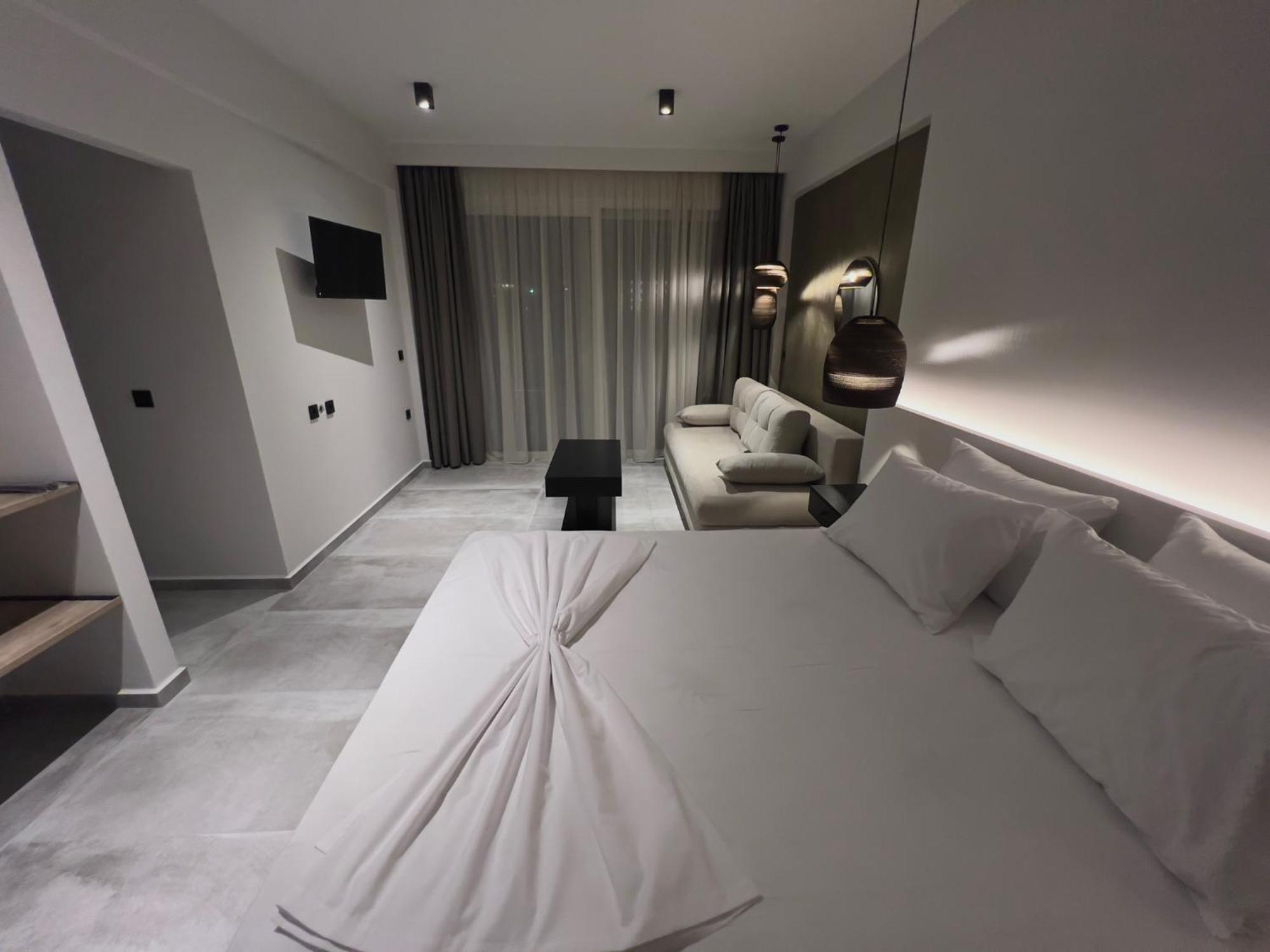 Eleonas Suites Sarti Exteriör bild