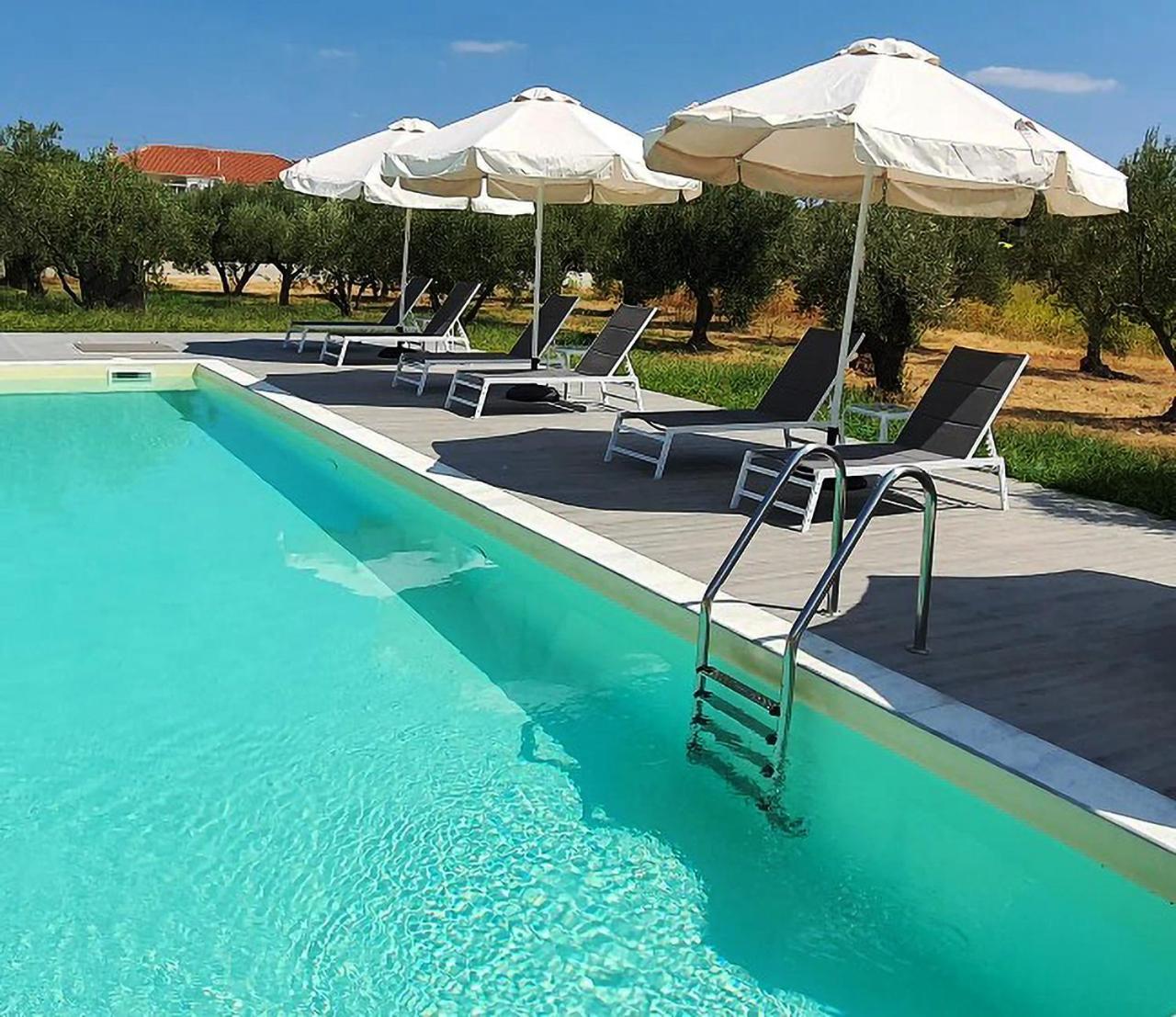 Eleonas Suites Sarti Exteriör bild