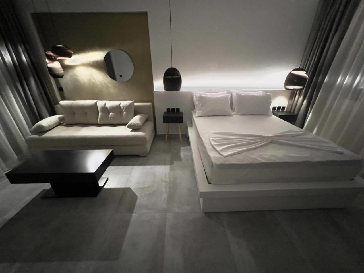 Eleonas Suites Sarti Exteriör bild